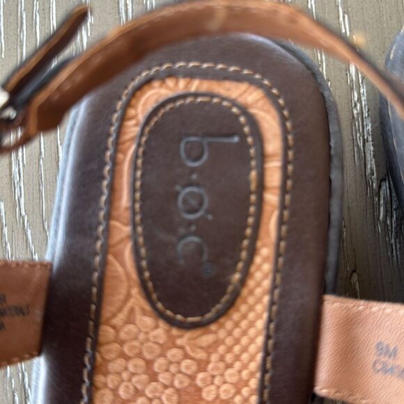 b.o.c. Dark Brown Strappy Sandals Slingback Flats Comfy Shoes Women’s Size 9M - Picture 4 of 12